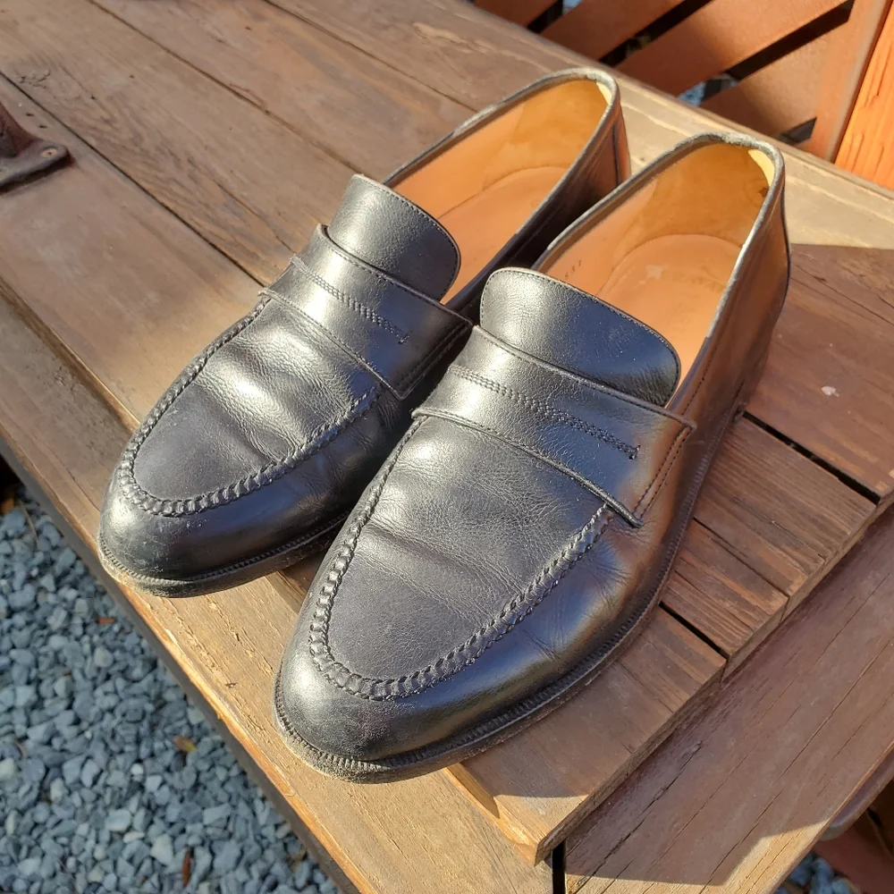 Arthur Beren Gravati Loafers made in Italy size 8 W in black.